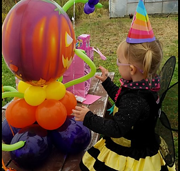 Halloween pumpkin balloon by Eye Candy Balloons